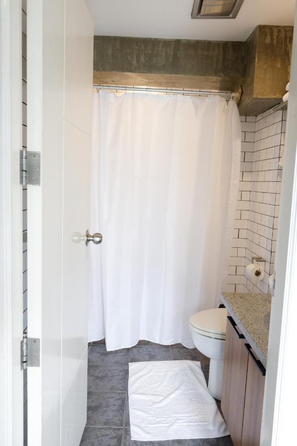 5880 Enriquez Residences 마닐라 외부 사진