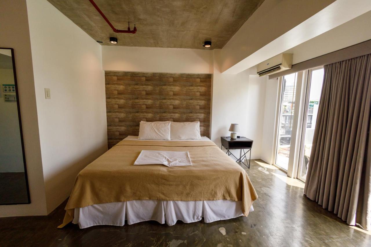 5880 Enriquez Residences 마닐라 외부 사진