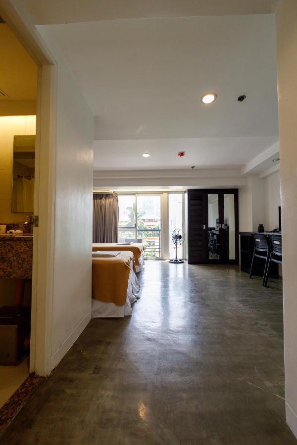 5880 Enriquez Residences 마닐라 외부 사진