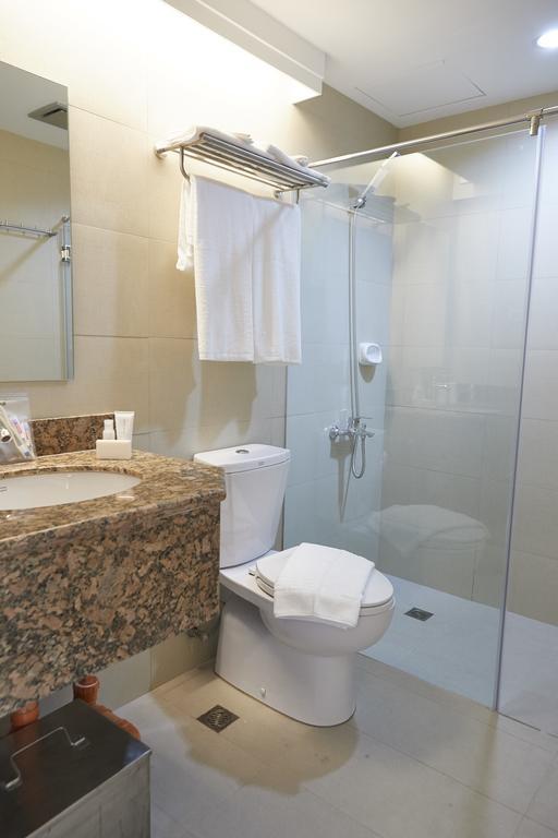 5880 Enriquez Residences 마닐라 외부 사진