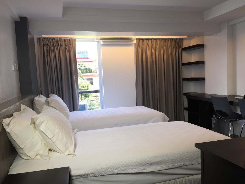 5880 Enriquez Residences 마닐라 외부 사진